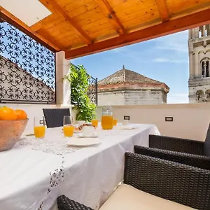 https://luxury-apartment-matkovic.splithotels.org